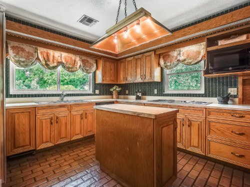 1750-country-club-road--eustis--fl-32726-final-cut---38---.jpg