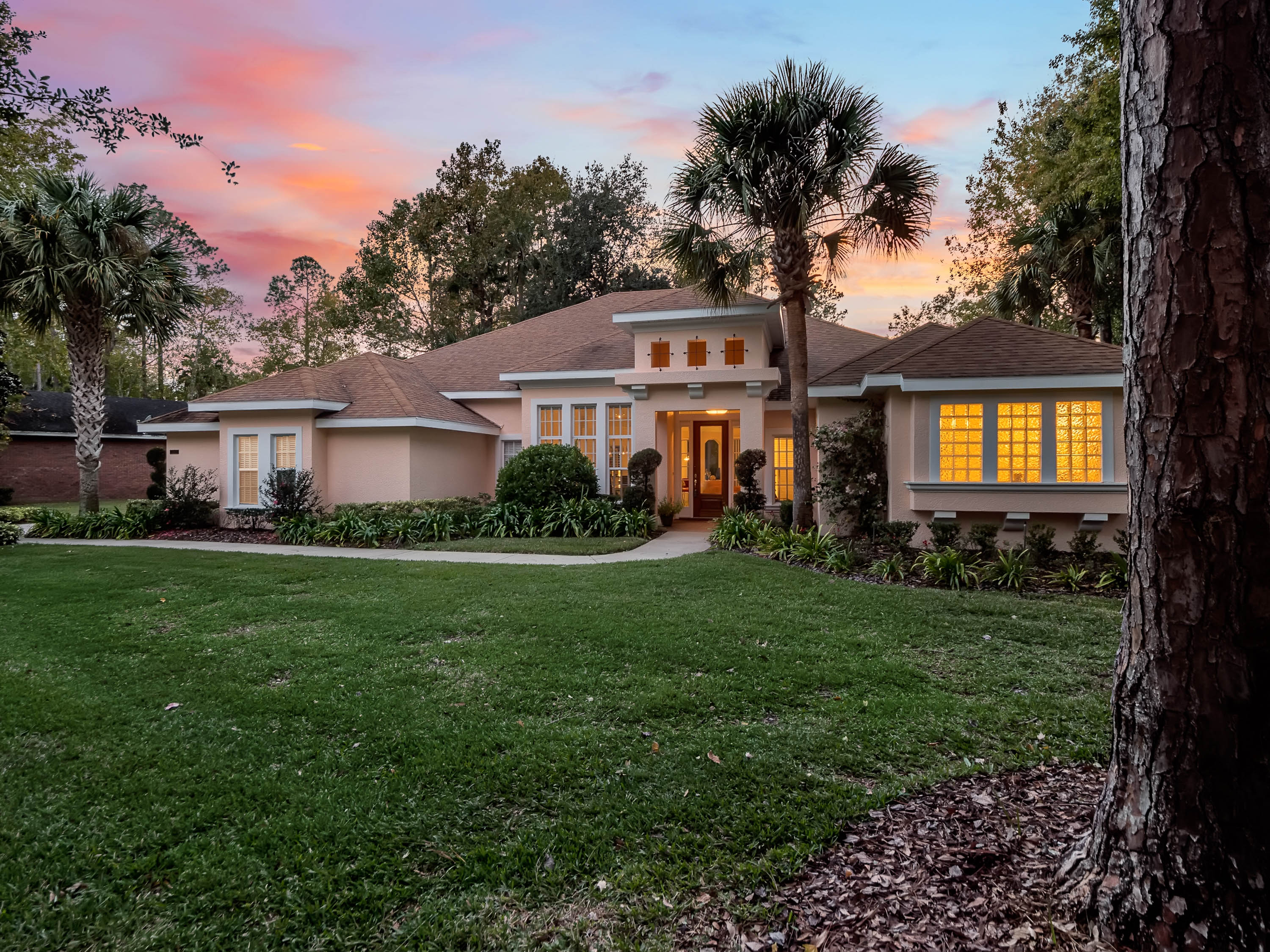 5542-forest-oak-point--sanford--fl-32771----02---twilight.jpg