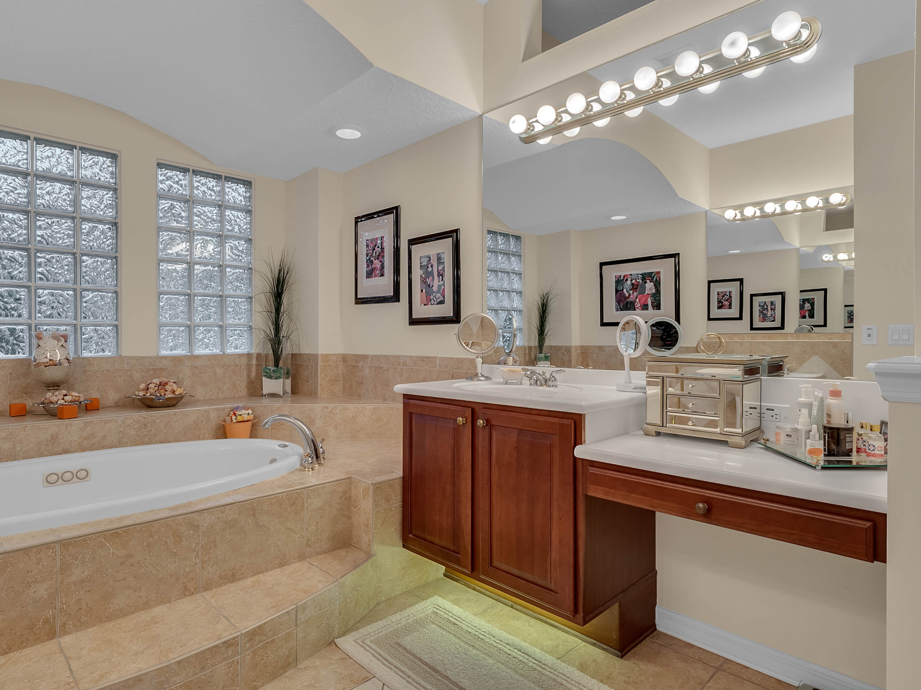 5542-forest-oak-point--sanford--fl-32771---06---missing-photos.jpg
