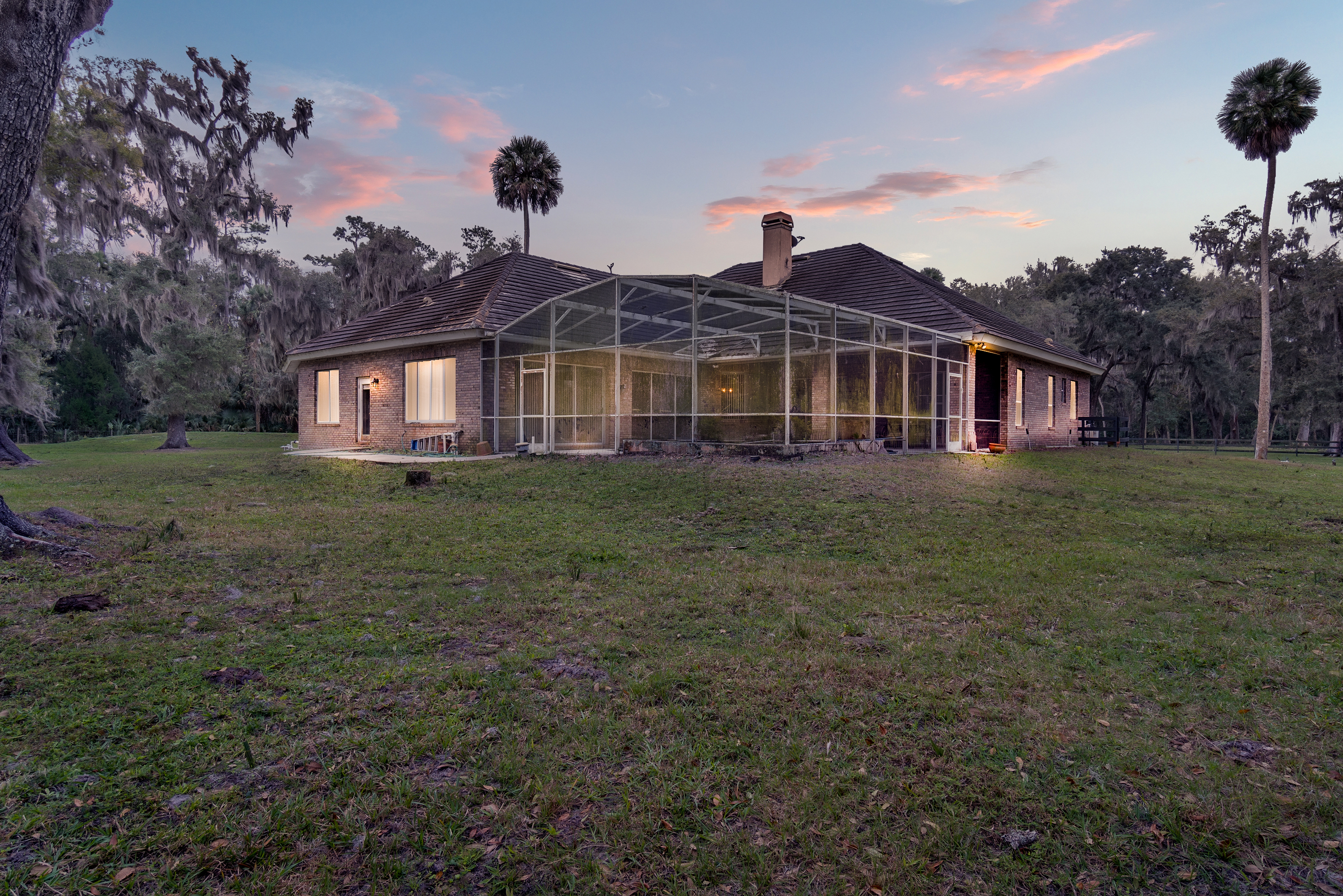 13868-1050-enterprise-osteen-road--deltona--fl-32725-----89bd493a-twilight.jpg