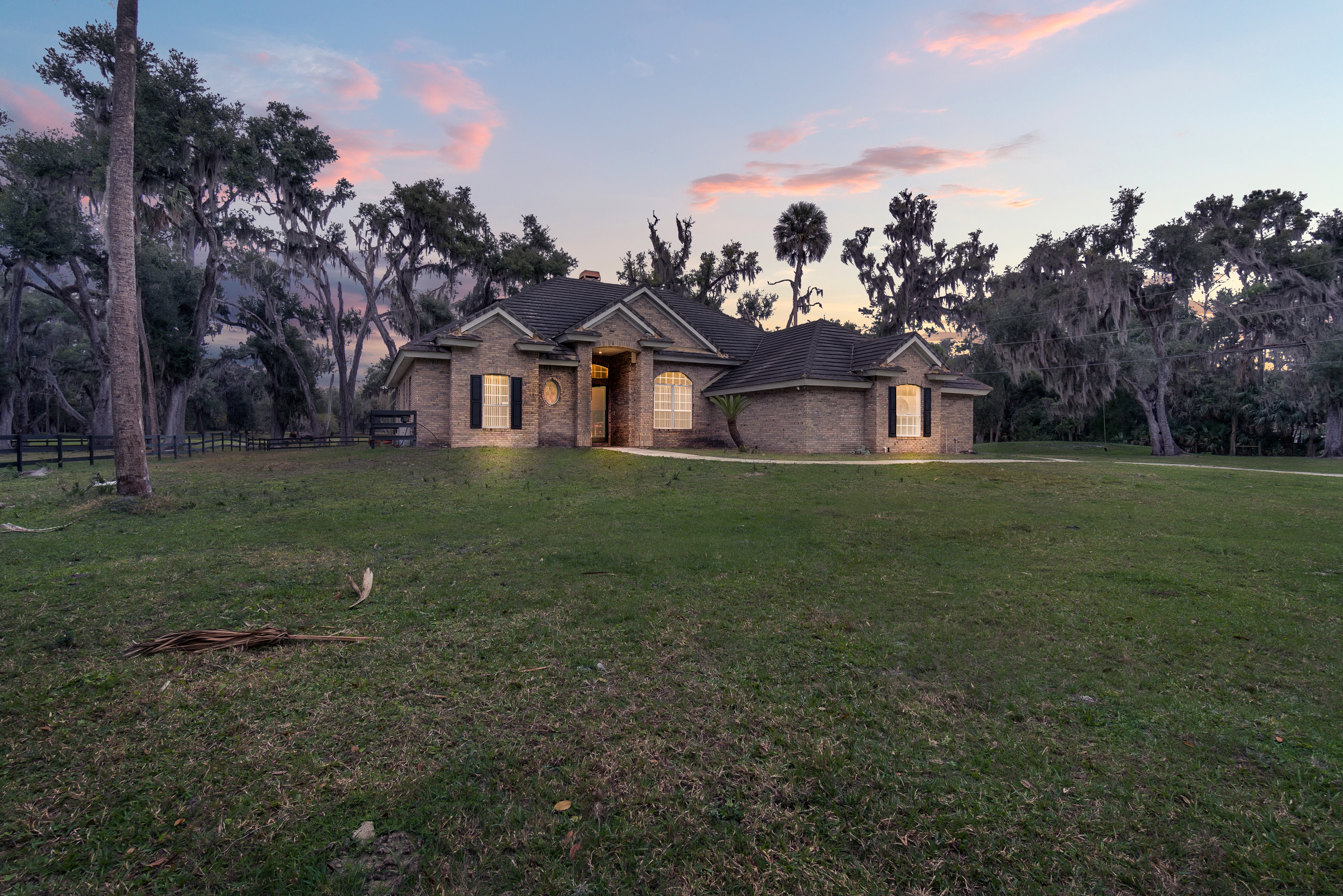 13868-1050-enterprise-osteen-road--deltona--fl-32725-----959c4033-twilight.jpg
