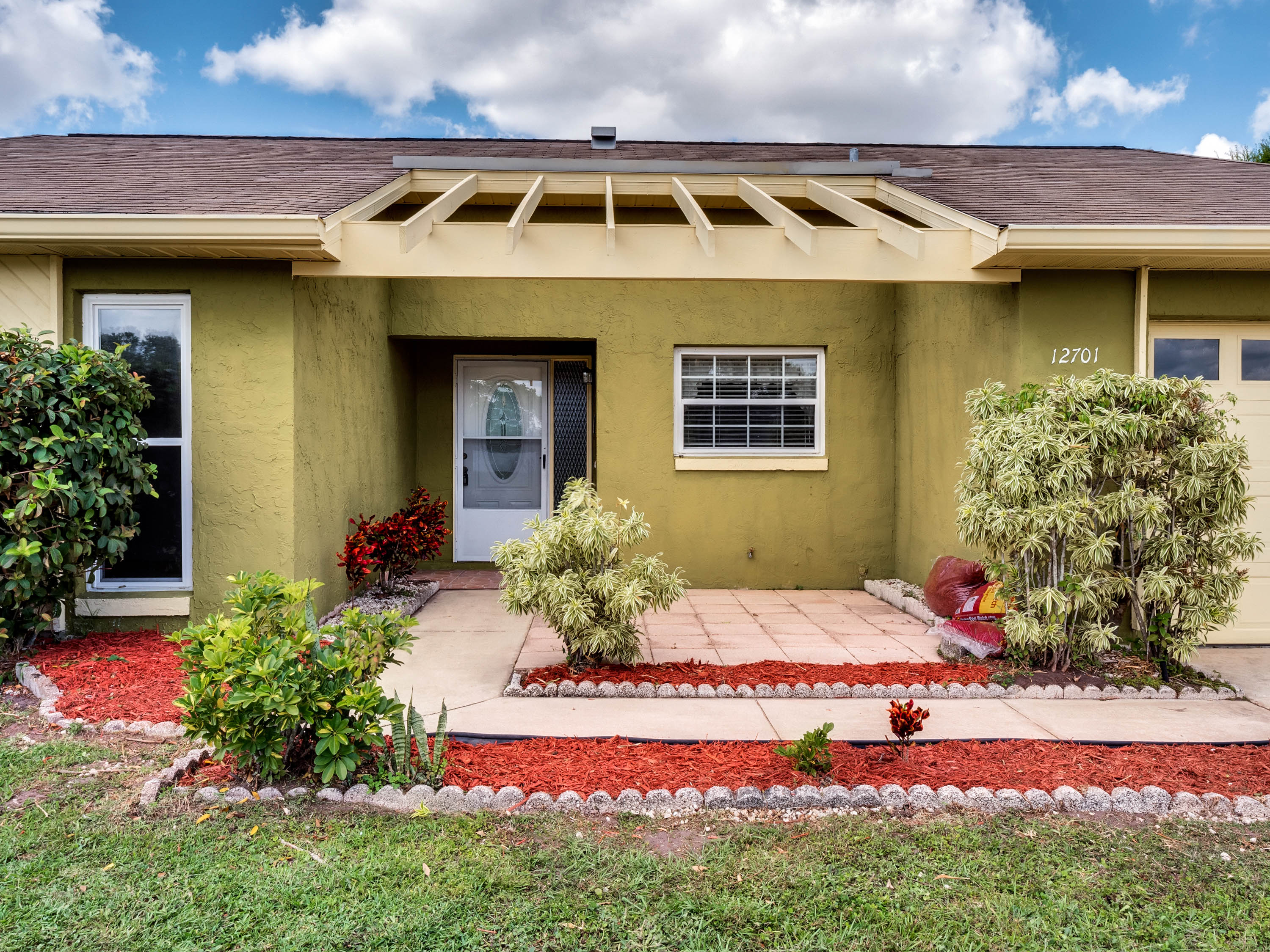 12701-ohio-woods-lane--orlando--fl-32824----04.jpg