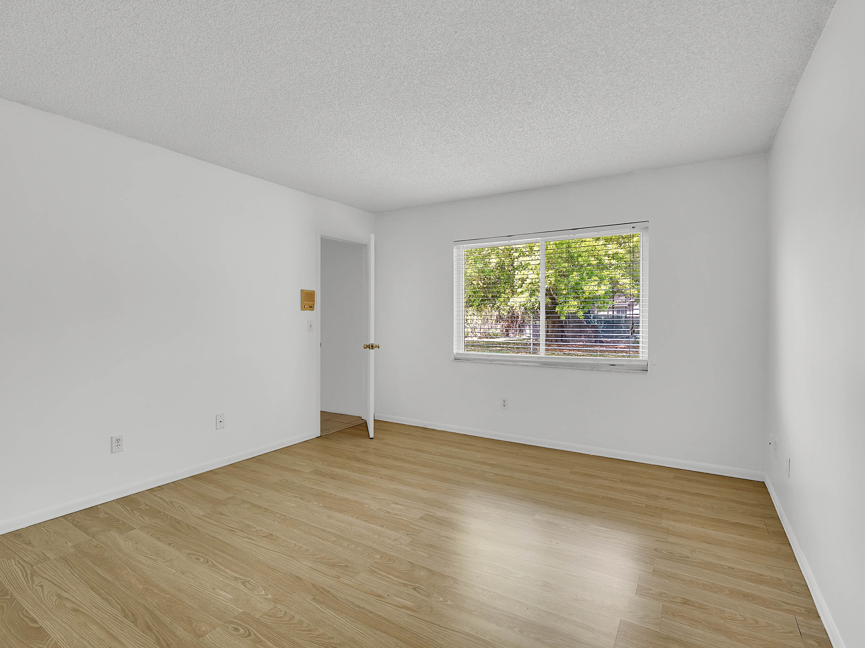 12701-ohio-woods-lane--orlando--fl-32824----07.jpg