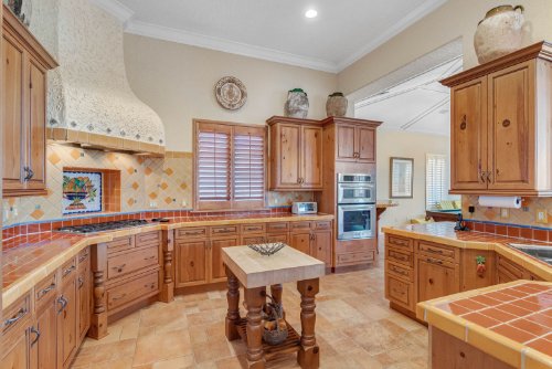 8713-southern-breeze-drive--orlando--fl-32836--42--copy.jpg