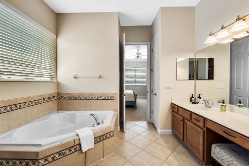 1415-fairview-circle--four-corners--fl-34747----19.jpg