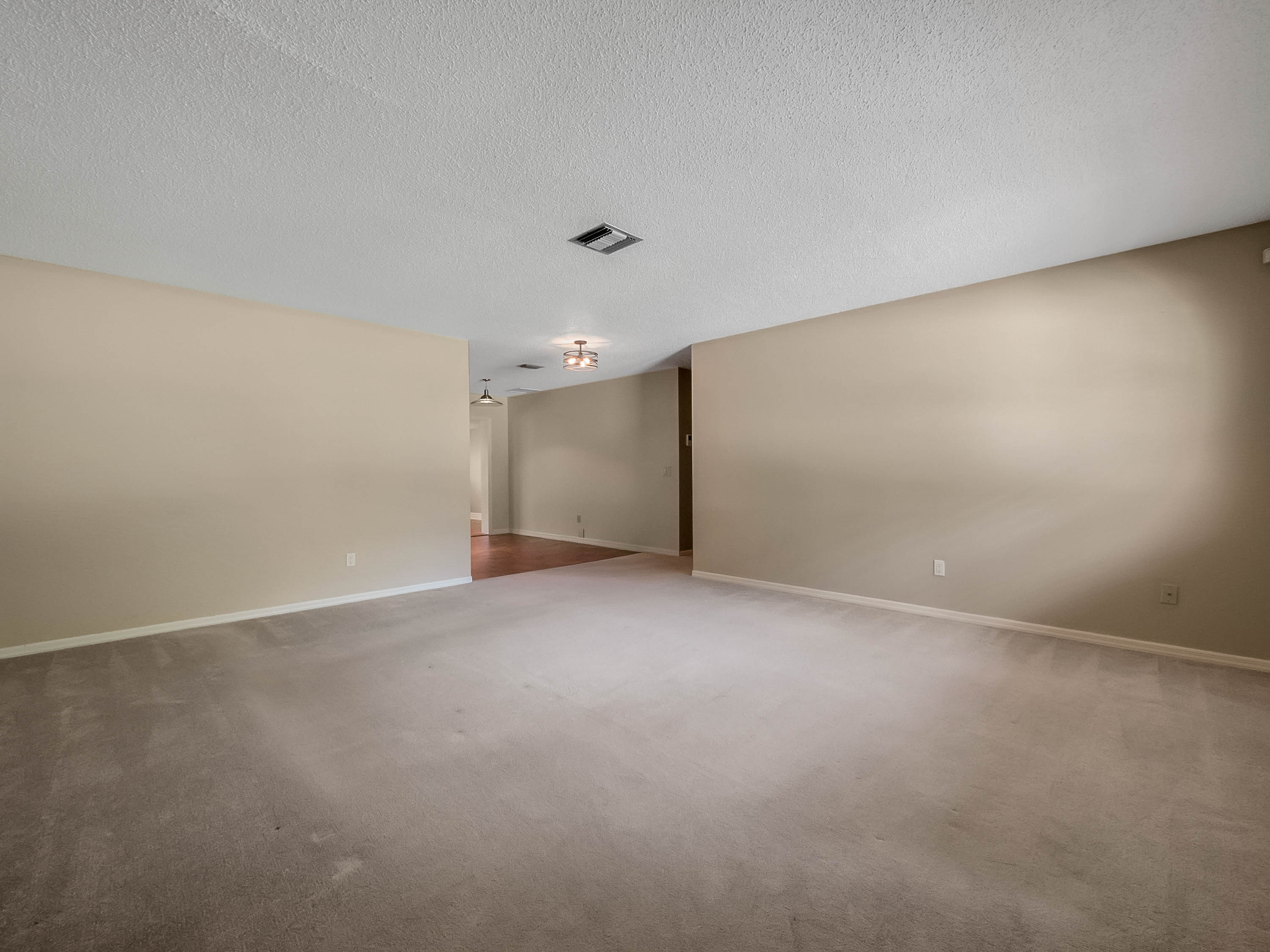 1560-salvadore-street--deland--fl-32720---14.jpg