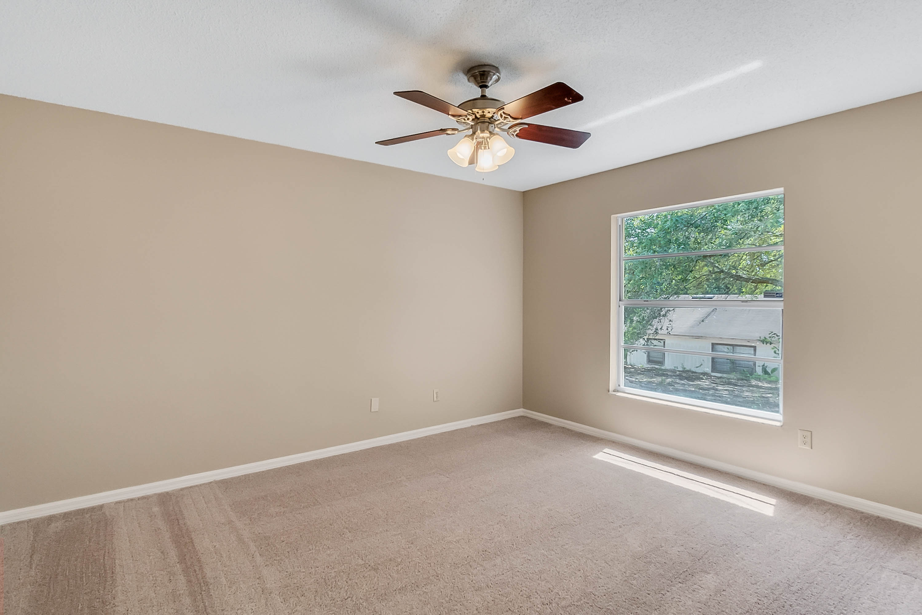 6642-hiawasse-meadows-drive--orlando--fl-32818---03.jpg