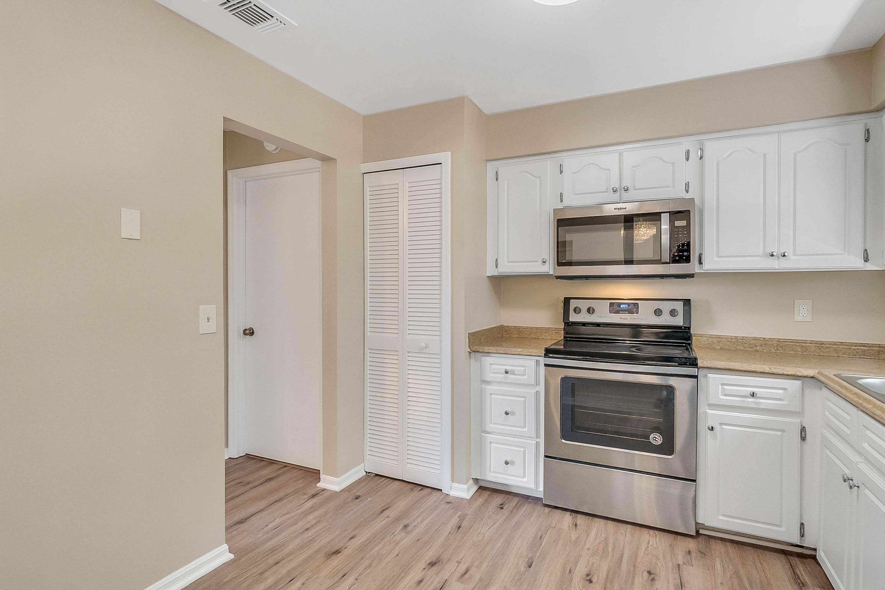 6642-hiawasse-meadows-drive--orlando--fl-32818---11.jpg