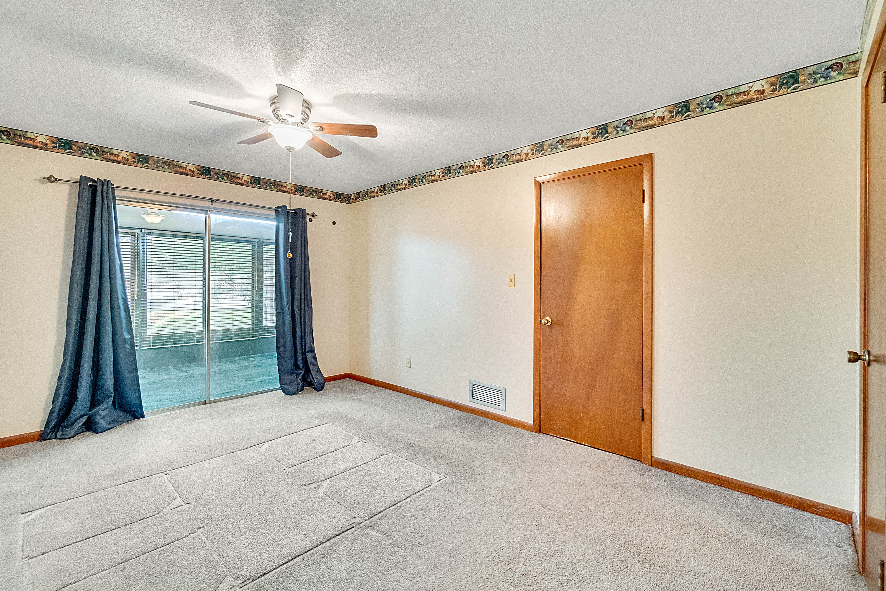 1001-manchester-circle--winter-park--fl-32792---04.jpg