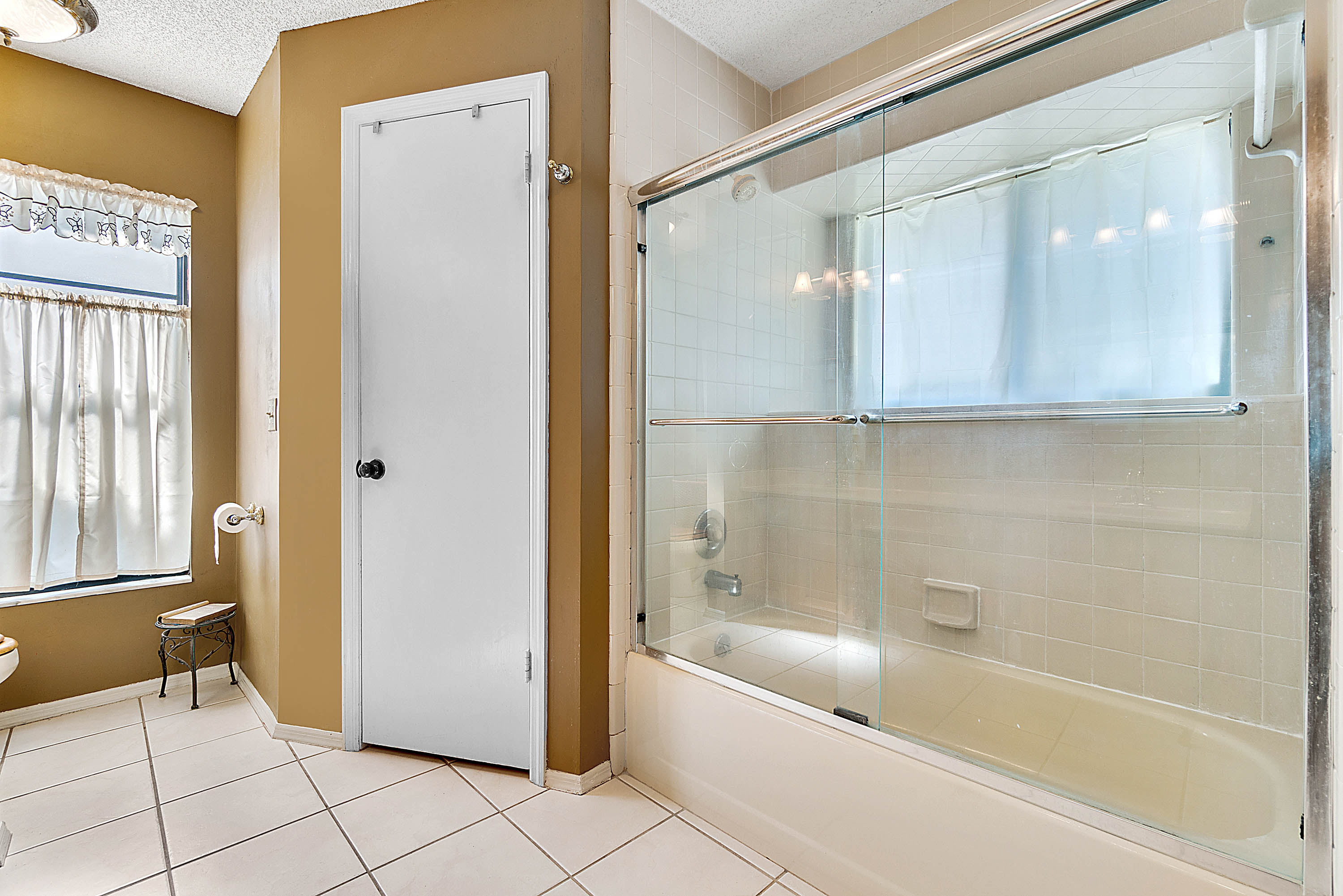 551-west-springtree-way--lake-mary--fl-32746---09.jpg