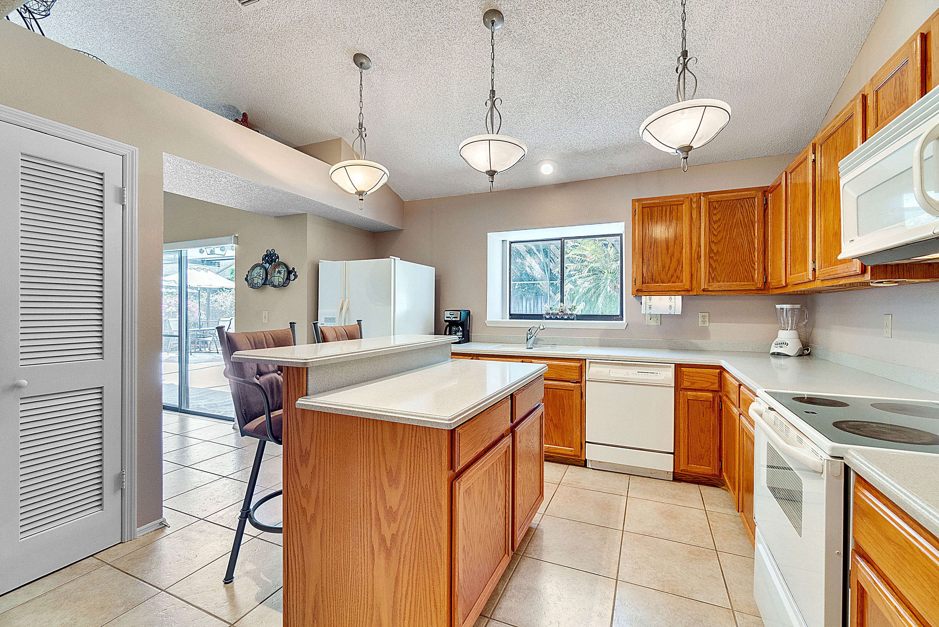 551-west-springtree-way--lake-mary--fl-32746---18.jpg