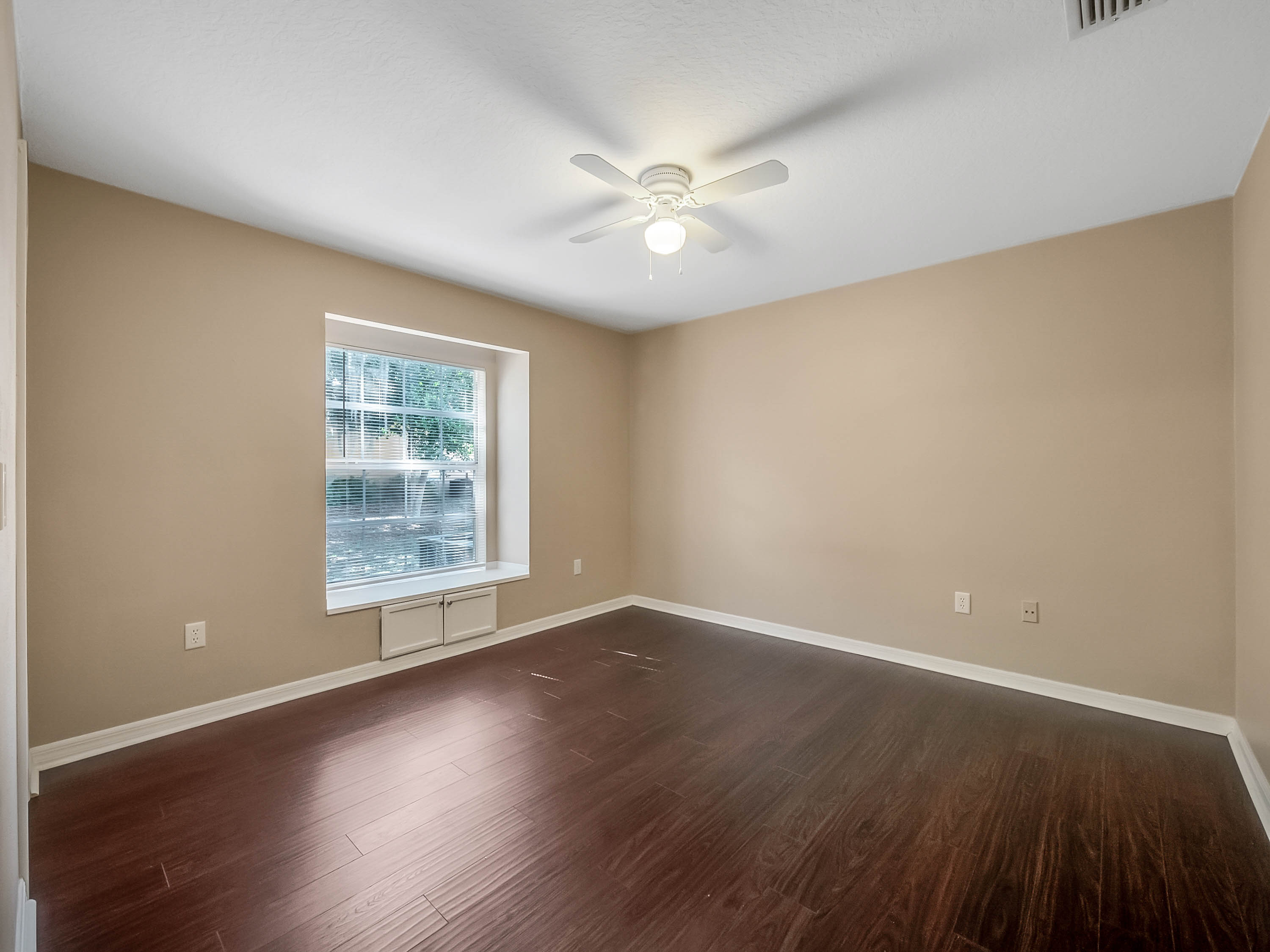 2858-wyman-court--deltona--fl-32738---09.jpg