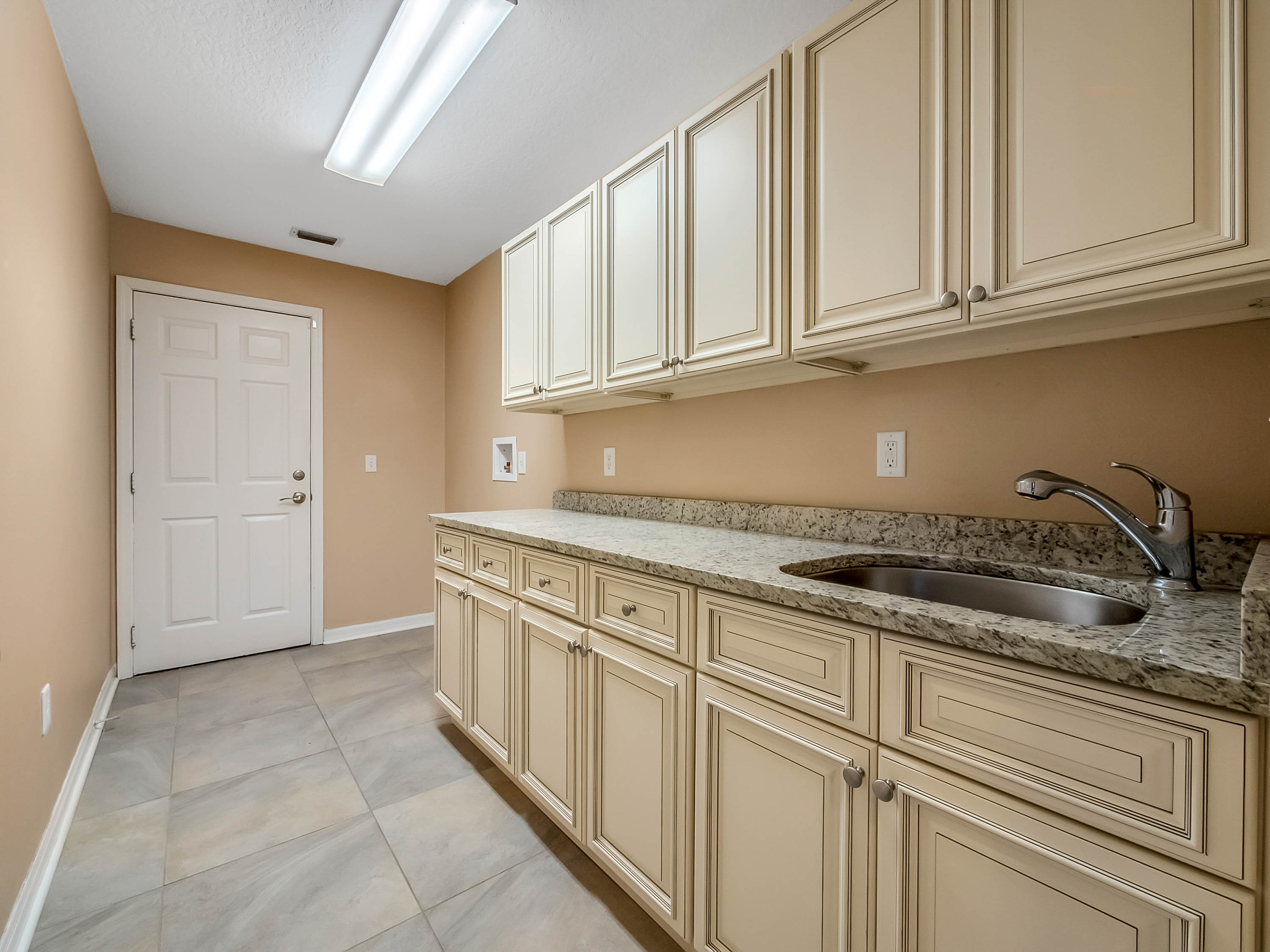 2858-wyman-court--deltona--fl-32738---13.jpg