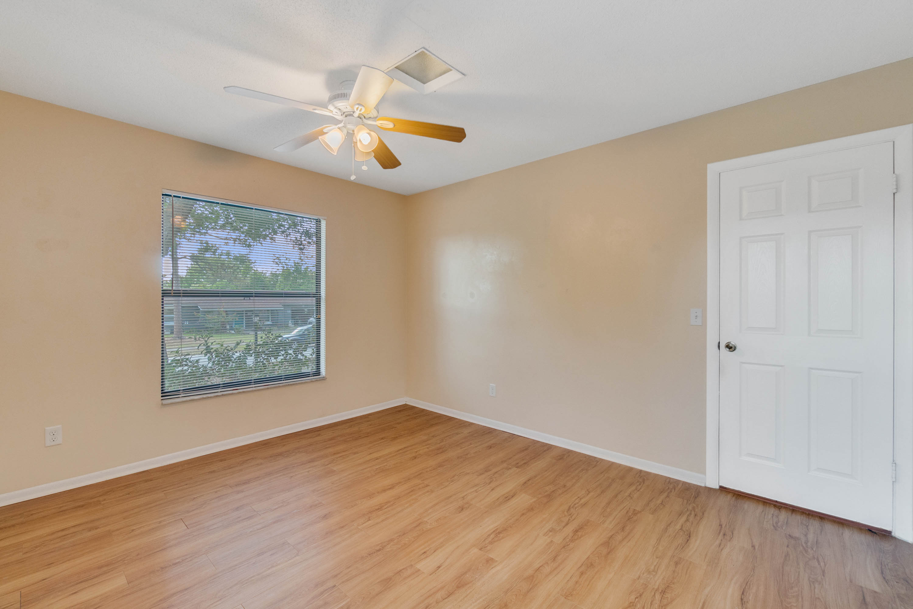 465-rainbow-drive--casselberry--fl-32707---07.jpg