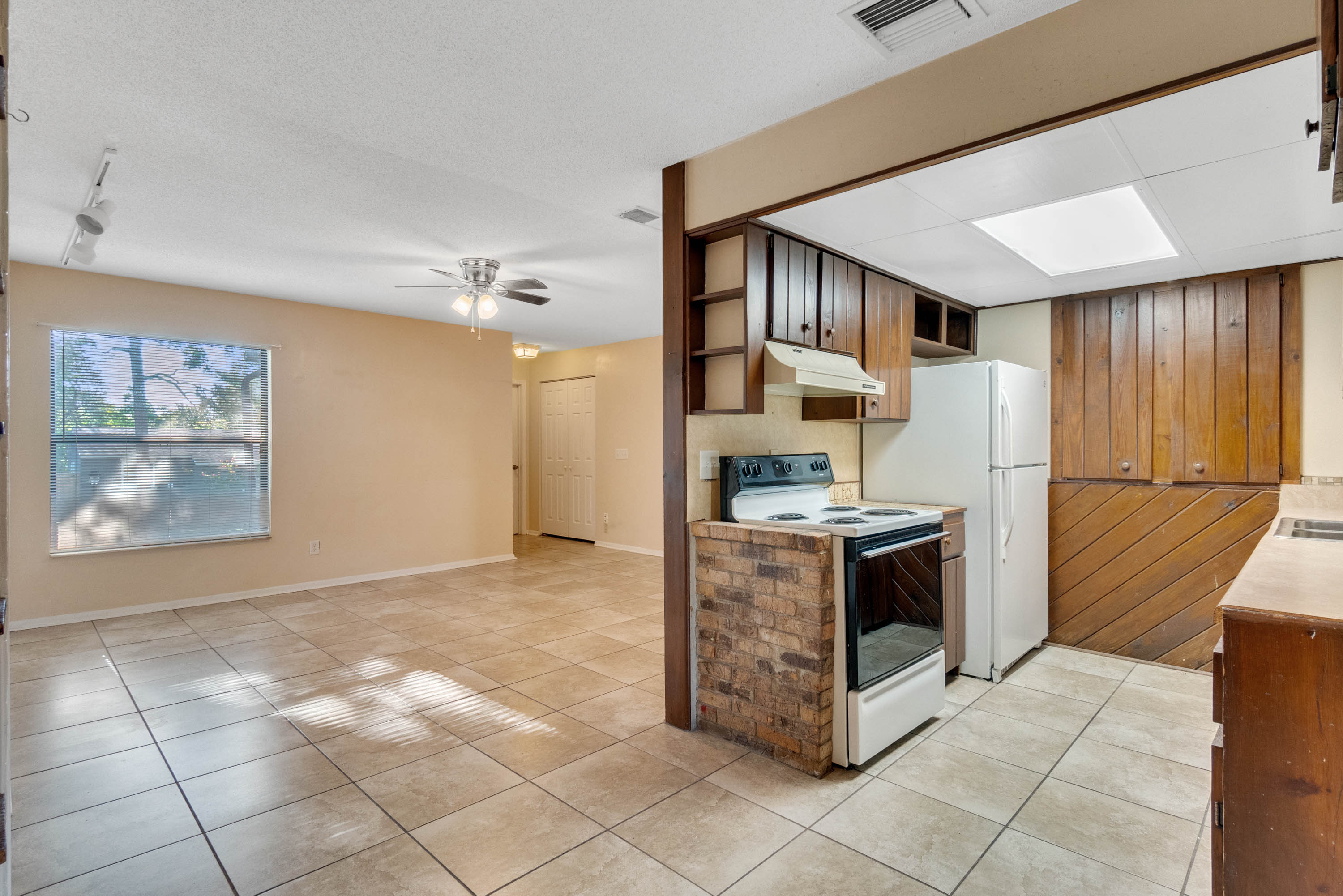 465-rainbow-drive--casselberry--fl-32707---16.jpg