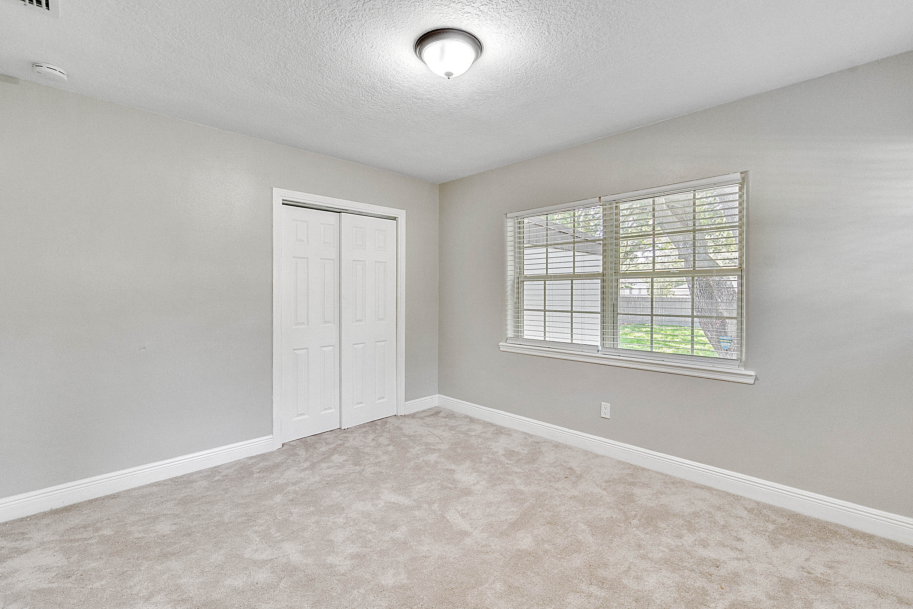 2214-hargill-drive--orlando--fl-32806---09.jpg