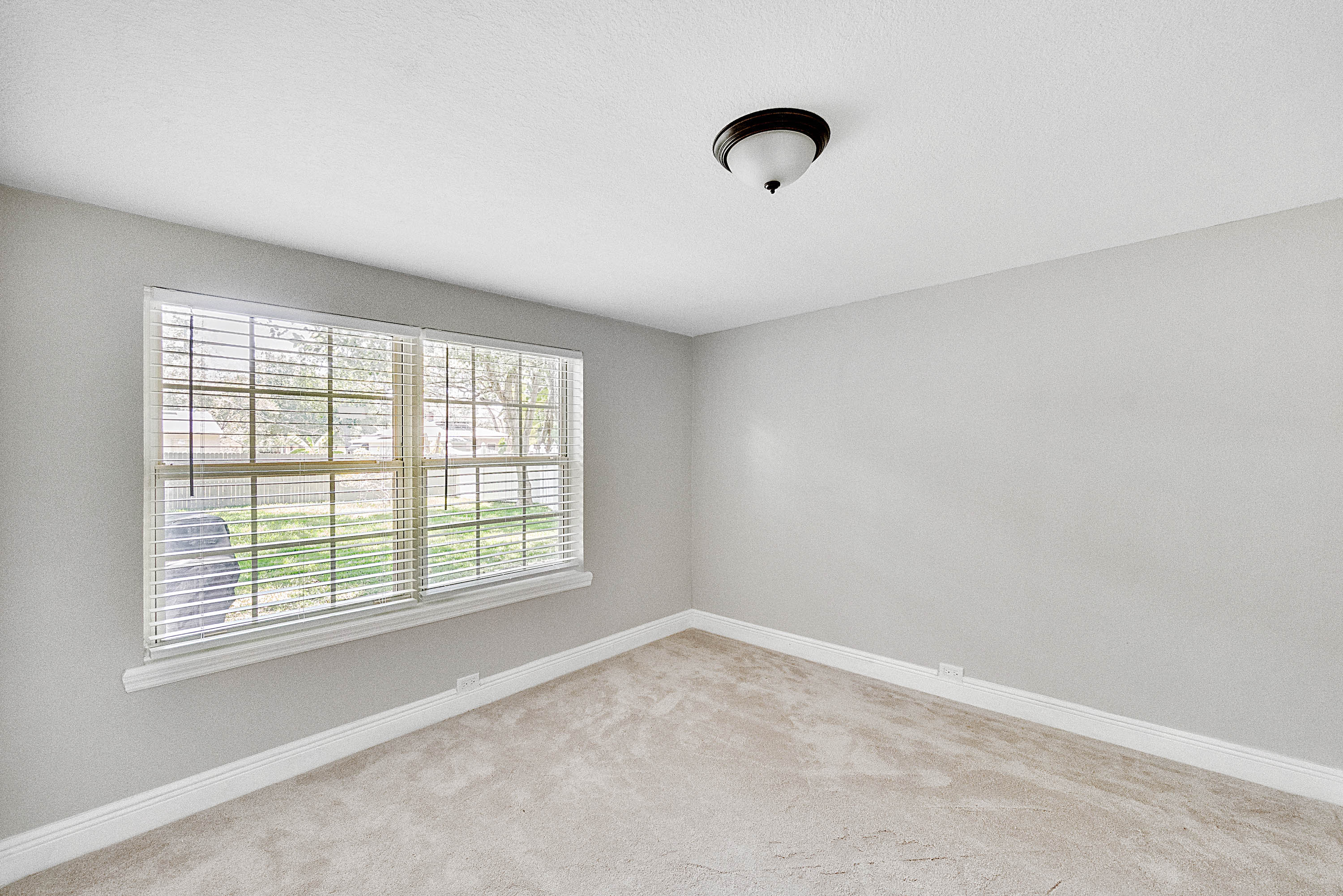 2214-hargill-drive--orlando--fl-32806---13.jpg