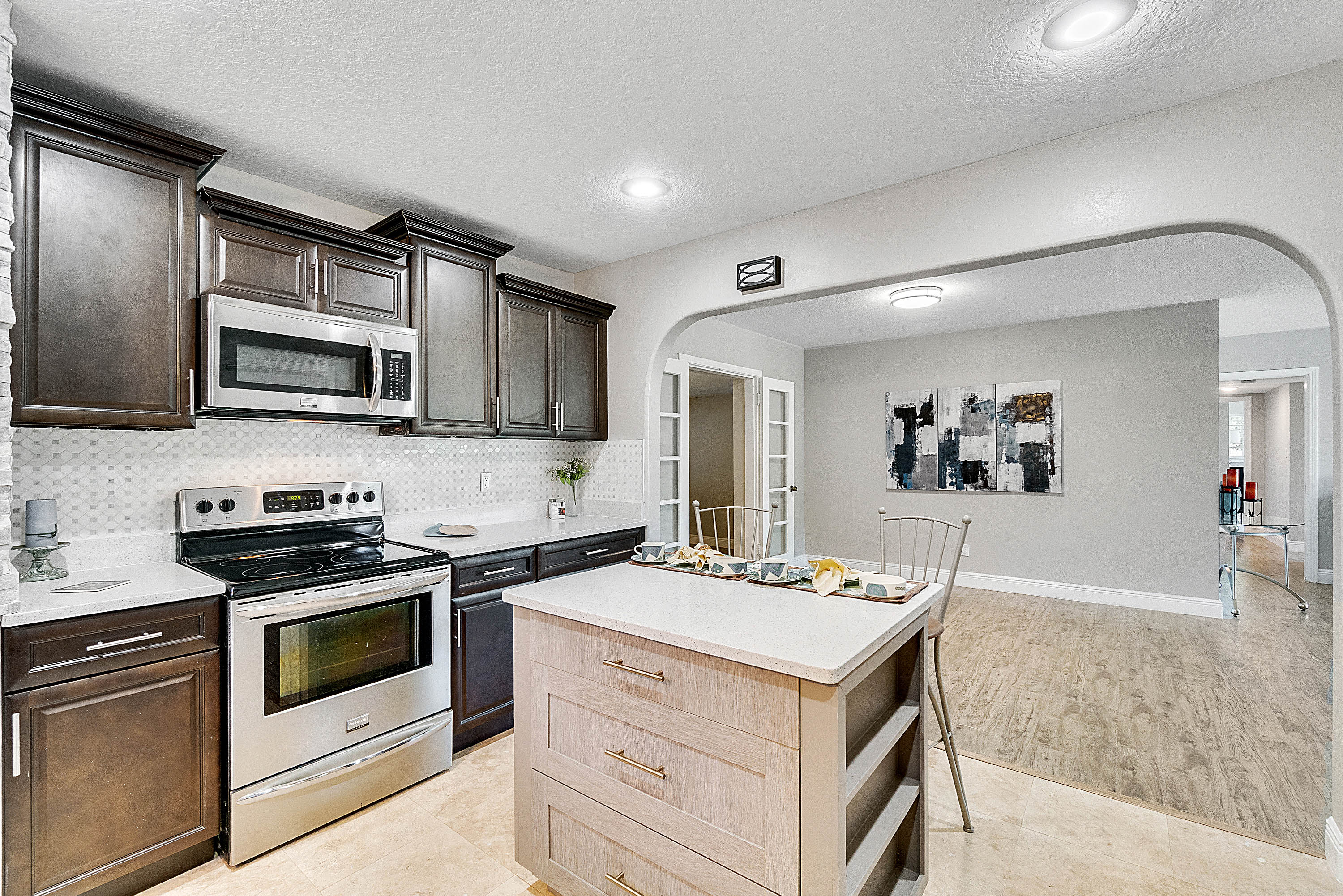 2214-hargill-drive--orlando--fl-32806---18.jpg