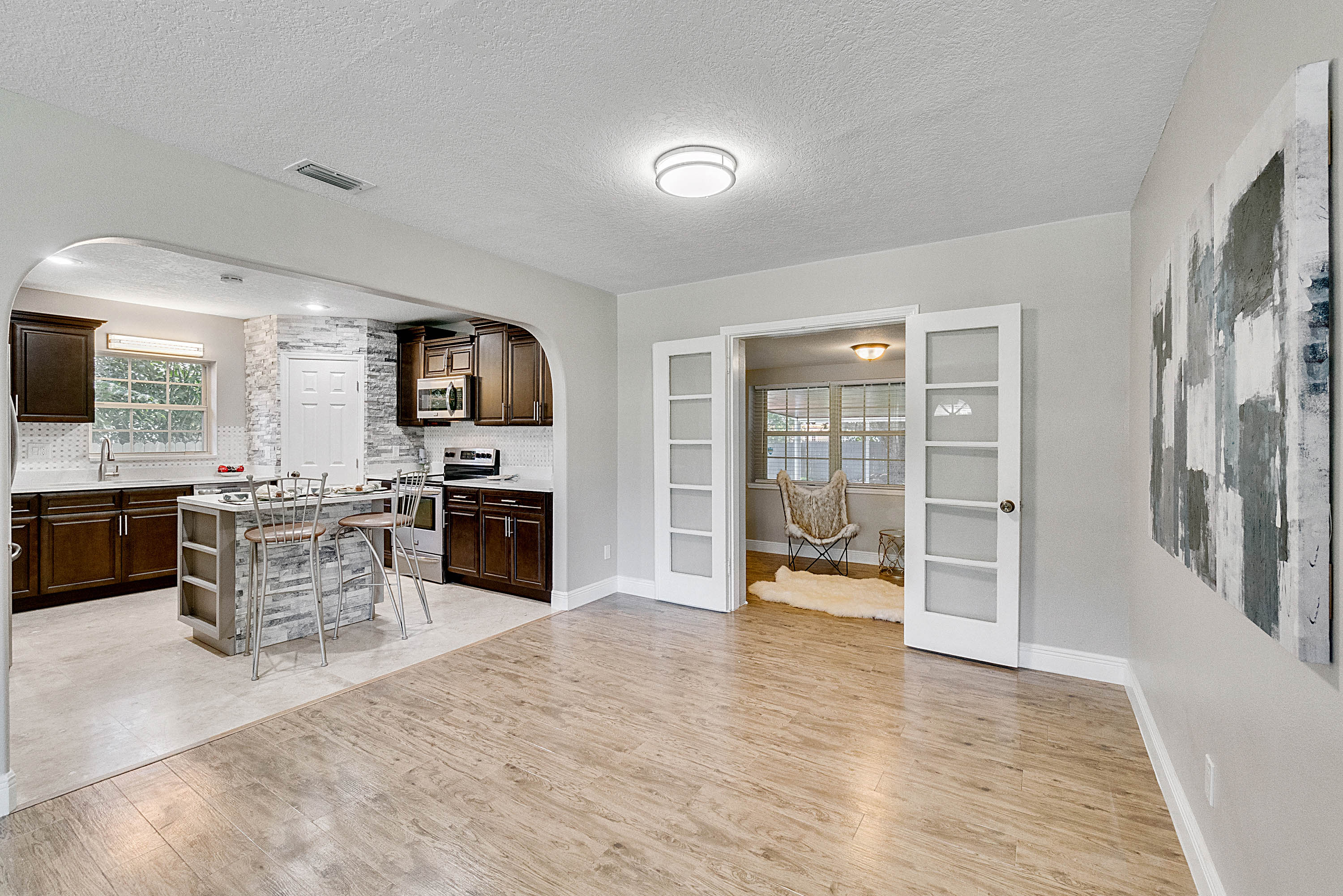 2214-hargill-drive--orlando--fl-32806---22.jpg