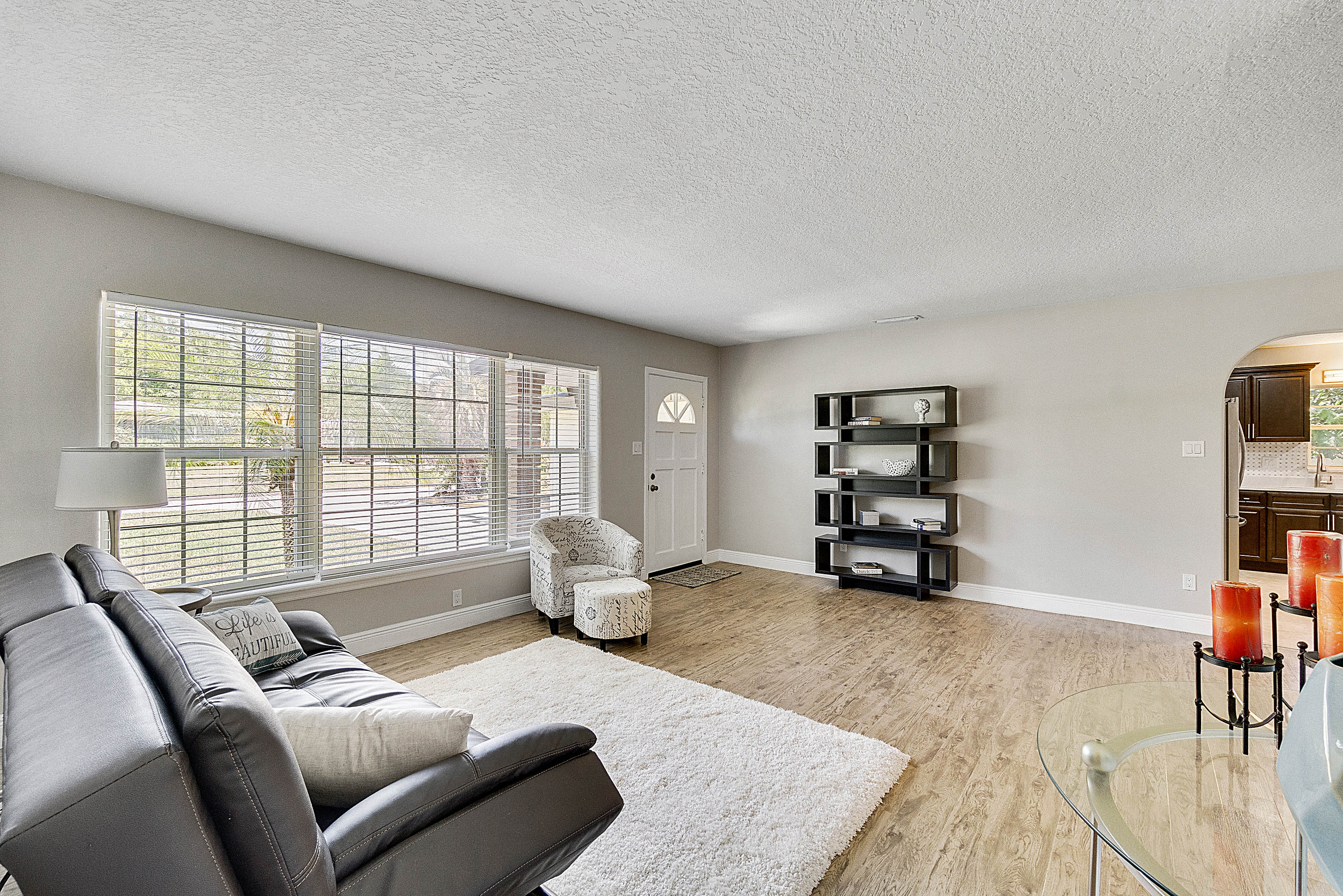 2214-hargill-drive--orlando--fl-32806---25.jpg