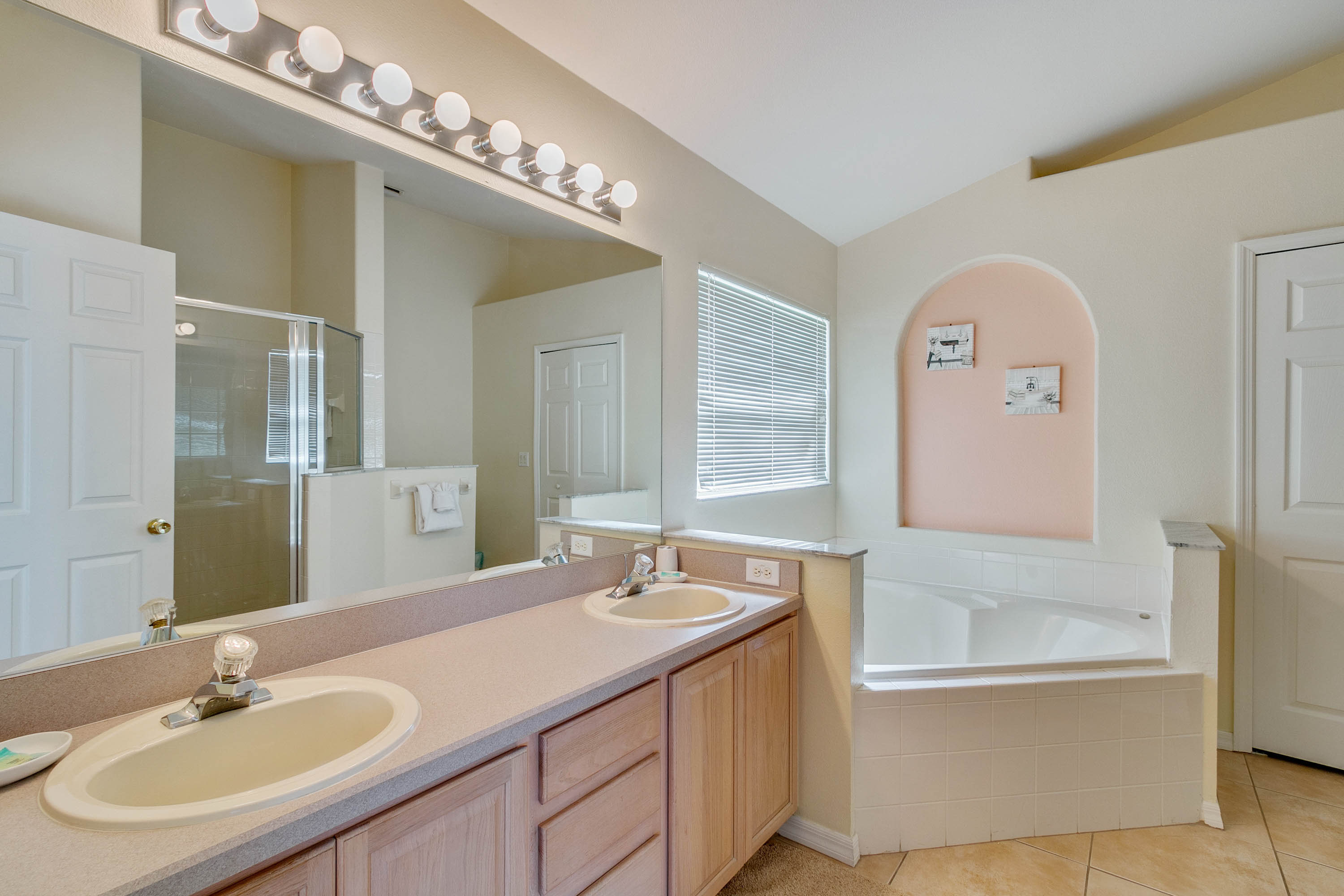 2663-autumn-creek-circle--kissimmee--fl-34747---06.jpg