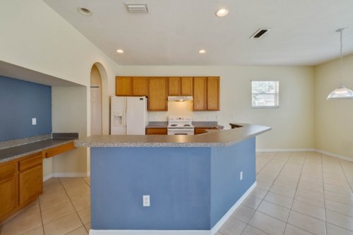 14263-prunningwood-place--winter-garden--fl-34787---28.jpg