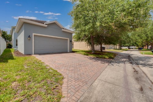 14263-prunningwood-place--winter-garden--fl-34787---38.jpg