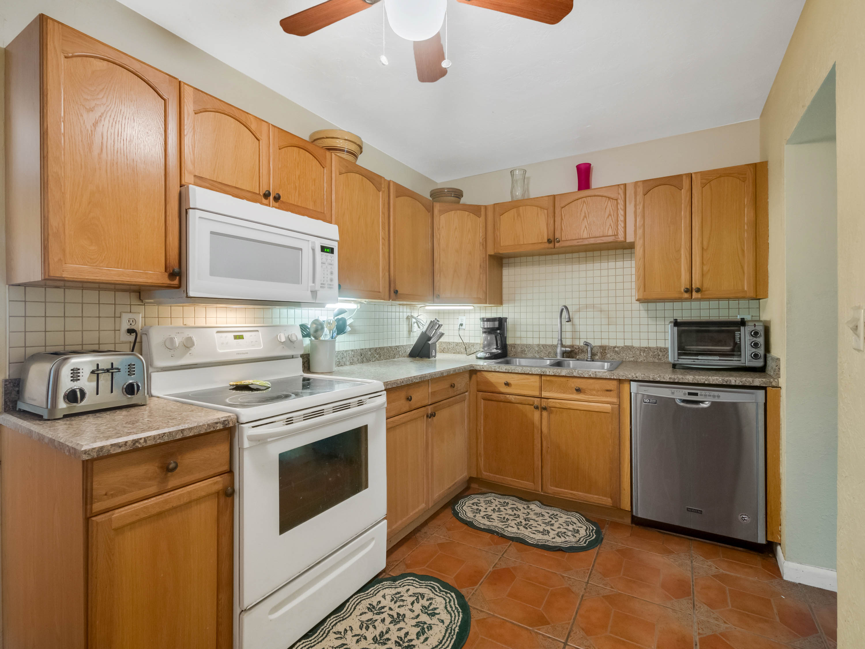 721-north-stone-street--deland--fl-32720---16.jpg