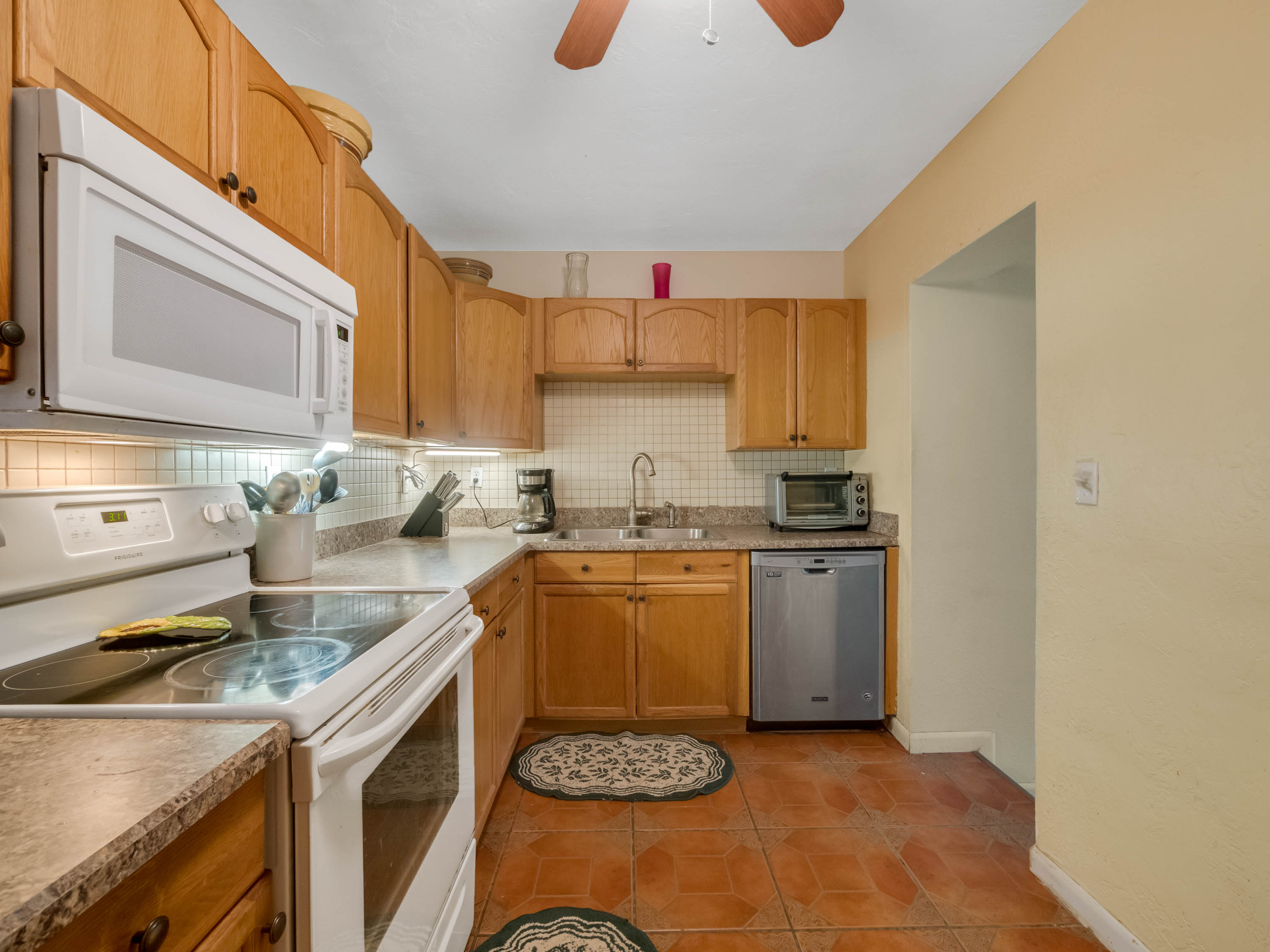 721-north-stone-street--deland--fl-32720---18.jpg