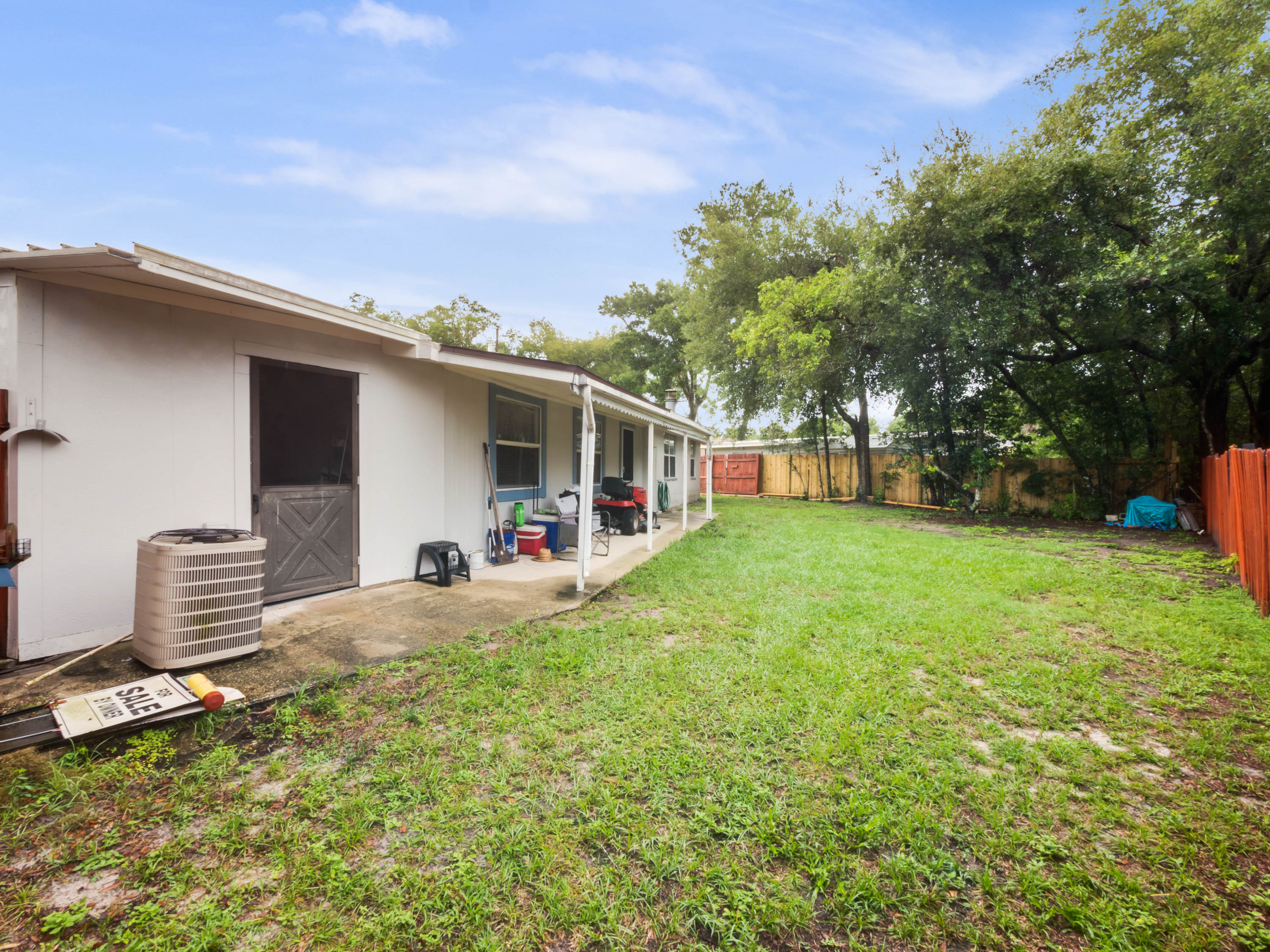 721-north-stone-street--deland--fl-32720---24.jpg