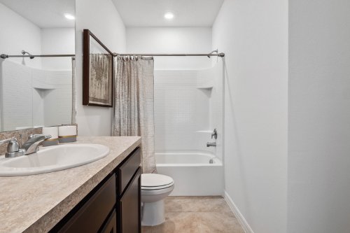 vale-by-express-homes--davenport---fl-33837---13.jpg