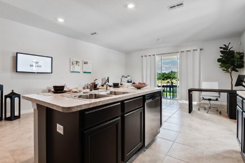 vale-by-express-homes--davenport---fl-33837---25.jpg