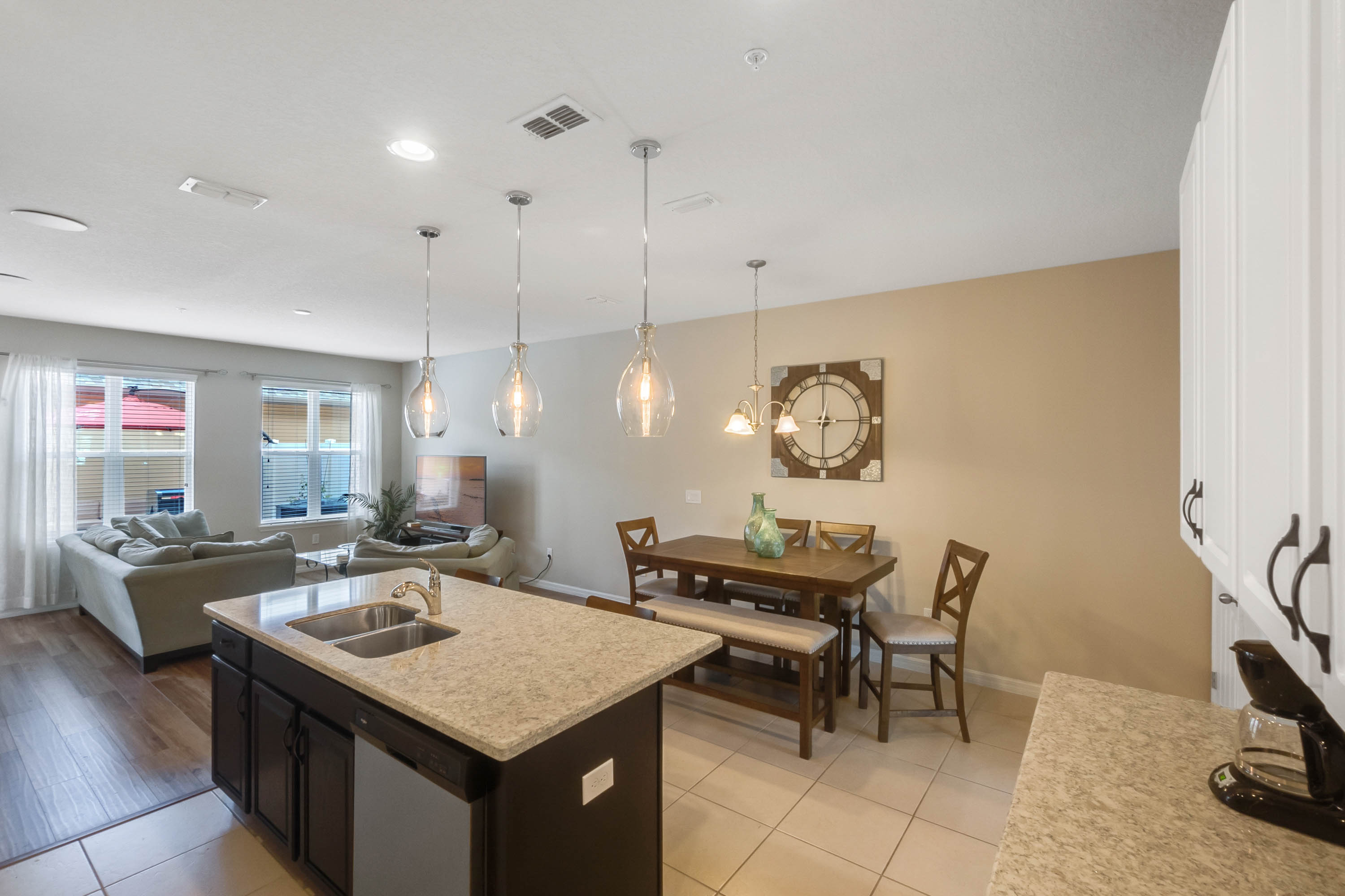 8025-cadman-street--orlando--fl-32832---14.jpg