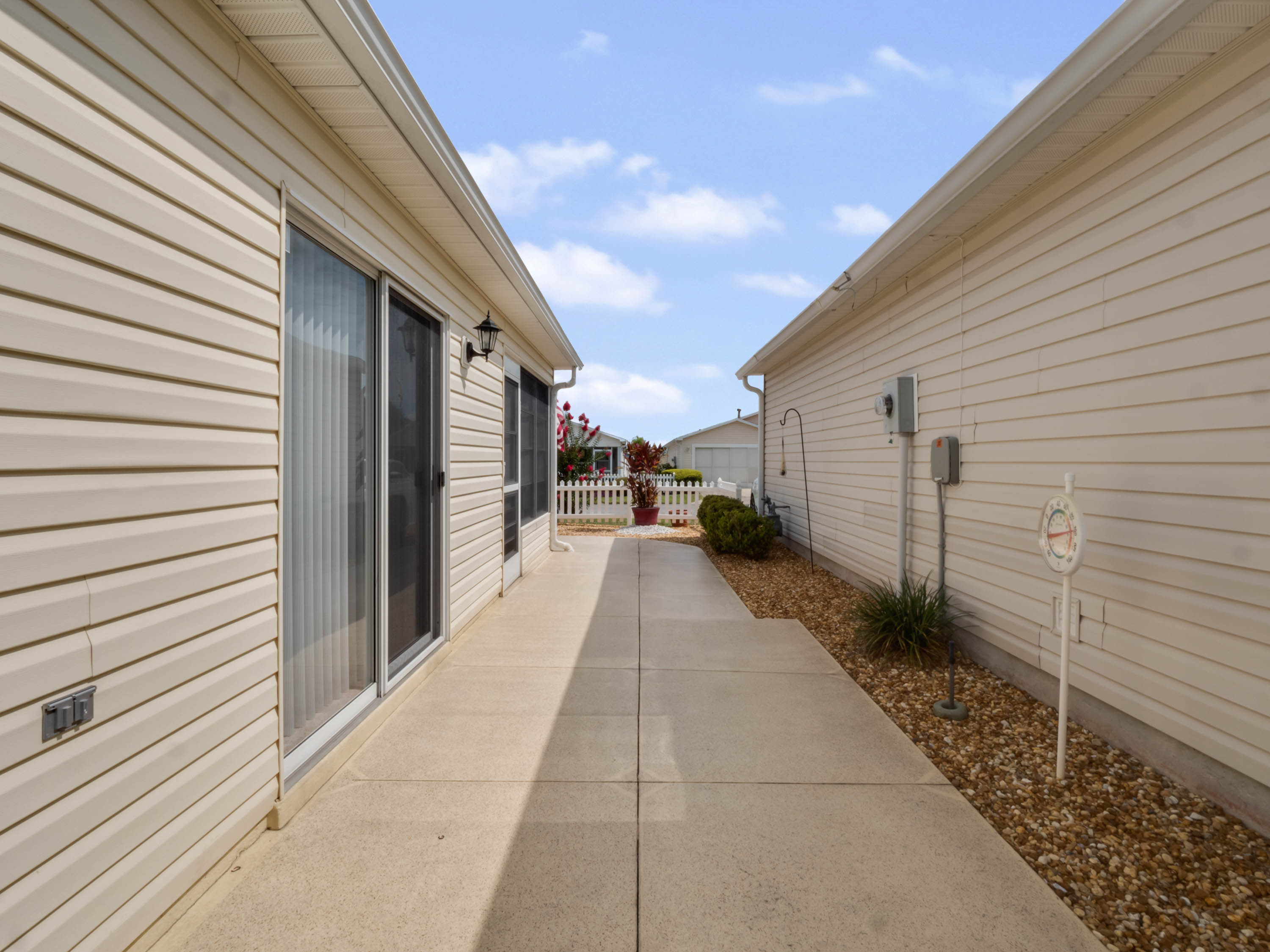 2829-burgos-drive--the-villages--fl-32162---07.jpg