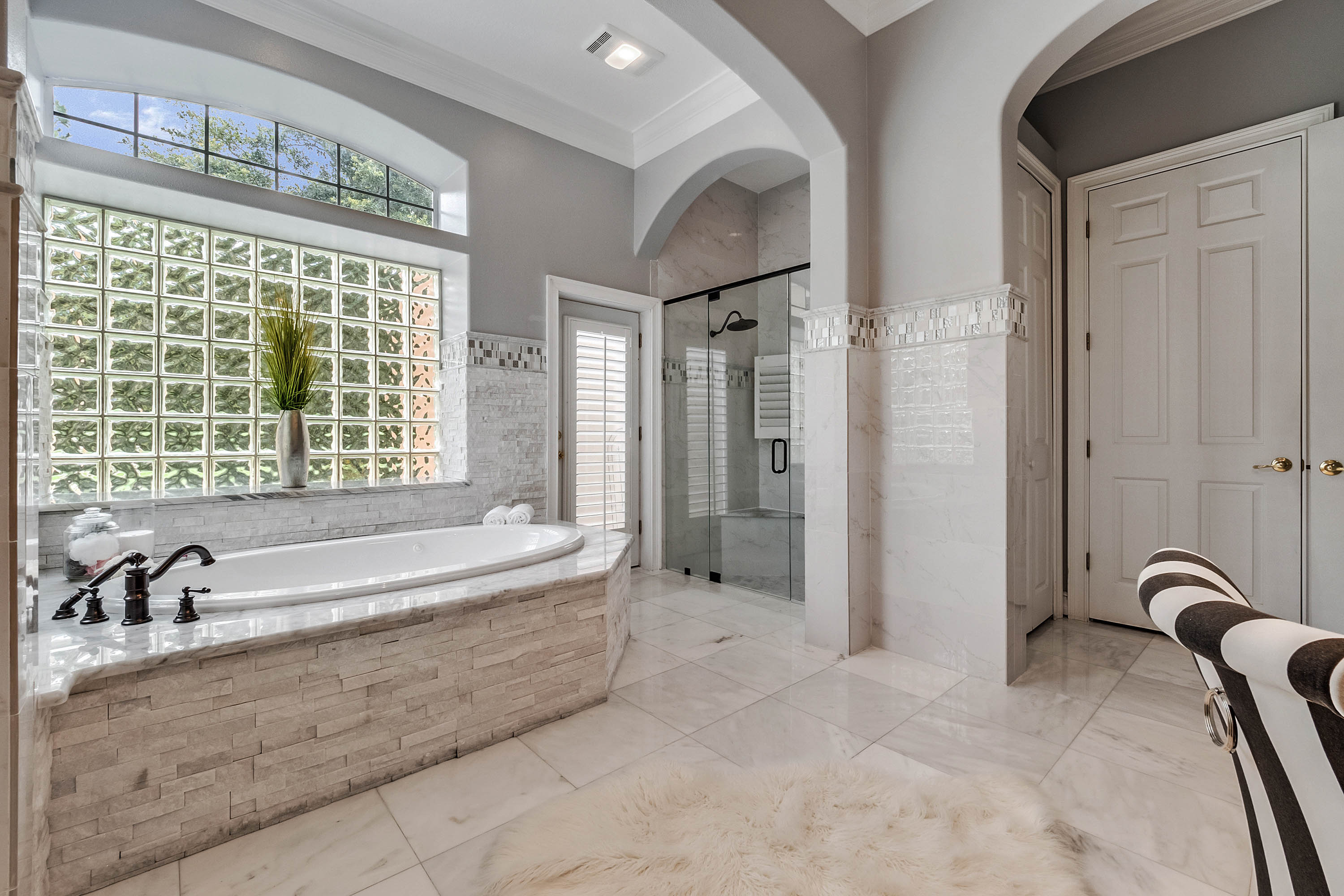 5649-north-dean-road--orlando--fl-32817---07.jpg