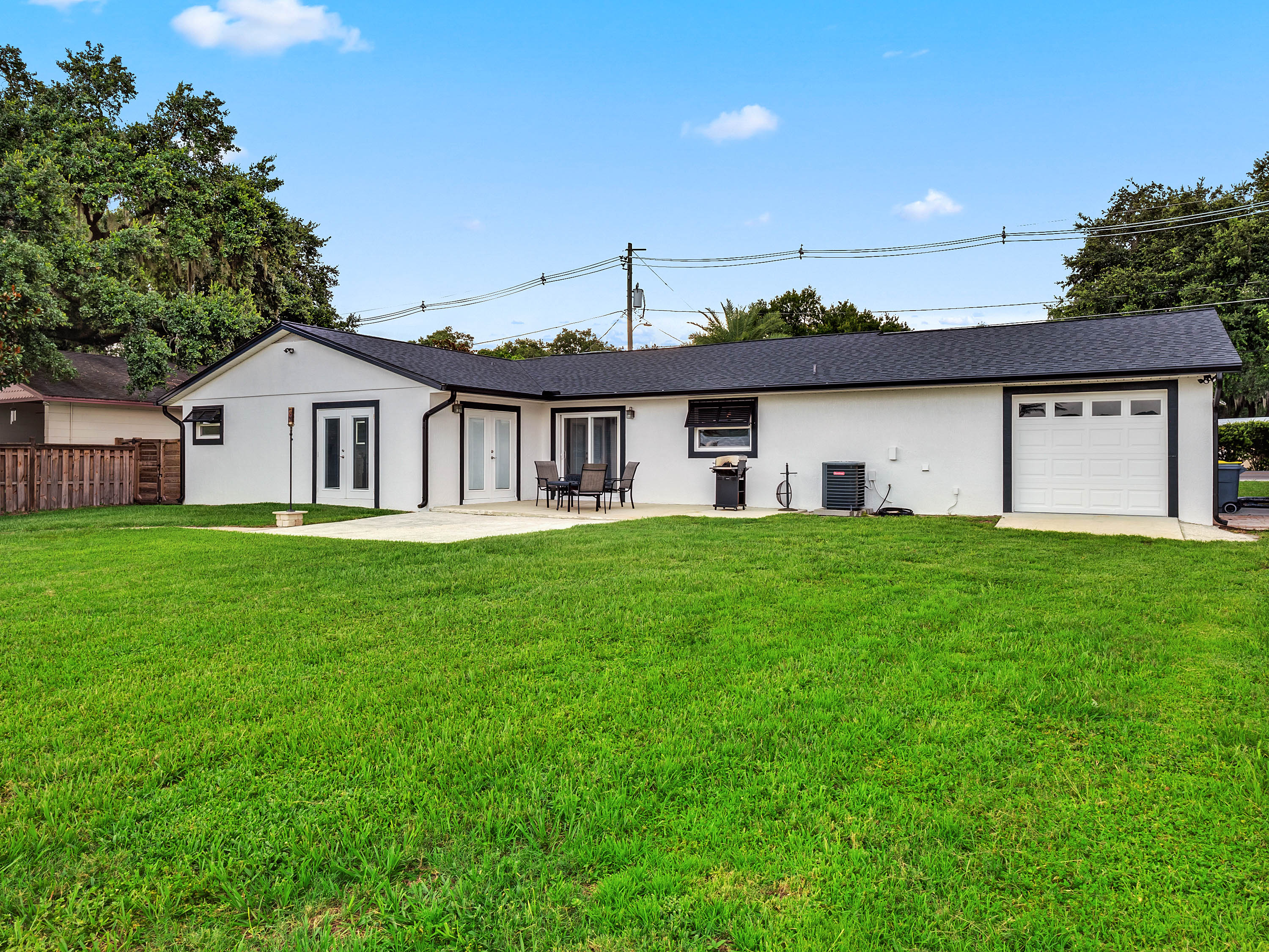 2414 Hoffner Avenue Tourdrop®