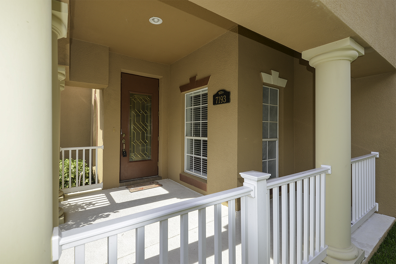 porch.jpg