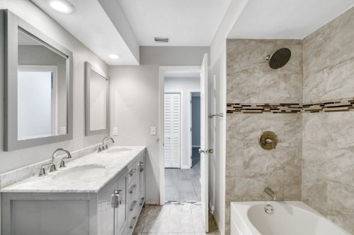 3121-crooked-oak-court--orlando--fl-32808---10.jpg