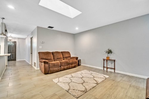 3121-crooked-oak-court--orlando--fl-32808---12.jpg