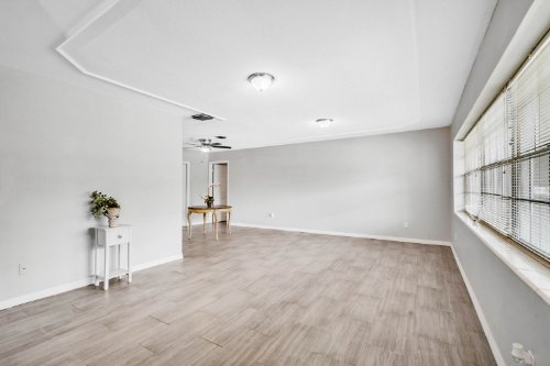 3121-crooked-oak-court--orlando--fl-32808---15.jpg