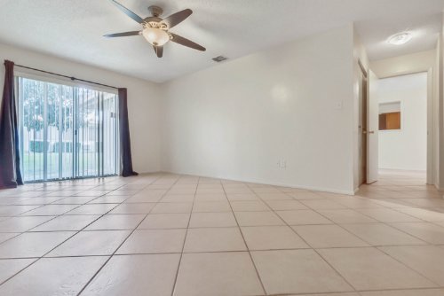 5518-memorial-drive--orlando--fl-32821---11.jpg