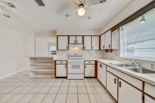 5585-lancewood-drive--port-orange--fl-32127---10.jpg