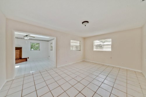 5585-lancewood-drive--port-orange--fl-32127---14.jpg