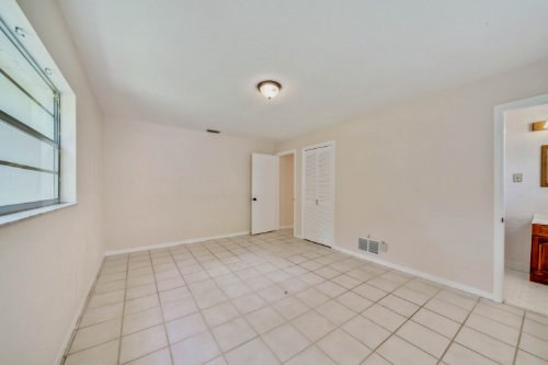 5585-lancewood-drive--port-orange--fl-32127---22.jpg