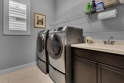 12507-montalcino-circle--windermere--fl-34786---41.jpg