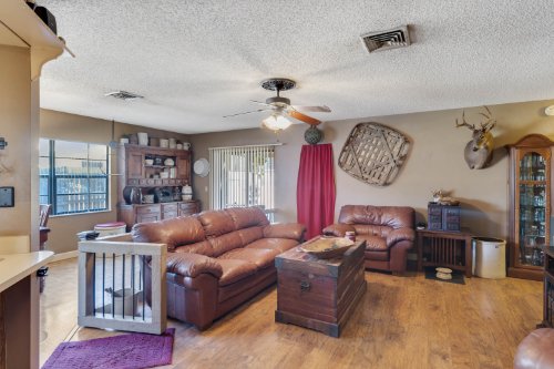 904-sunshine-way-southwest--winter-haven--fl-33880---03---reshoot.jpg