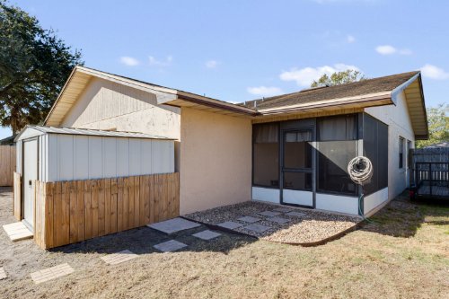 904-sunshine-way-southwest--winter-haven--fl-33880---19---reshoot.jpg