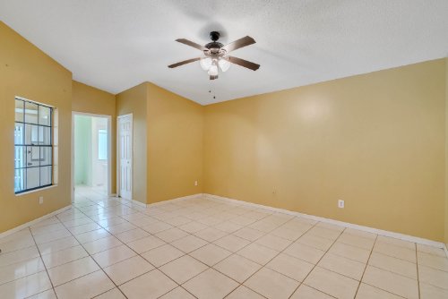 11129-hambley-avenue--orlando--fl-32837---03.jpg