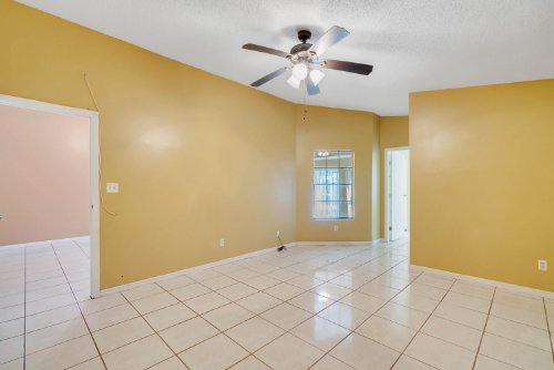 11129-hambley-avenue--orlando--fl-32837---04.jpg