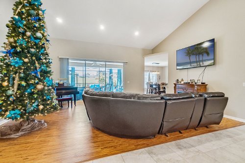 9925-spring-lake-drive--clermont--fl-34711---26.jpg